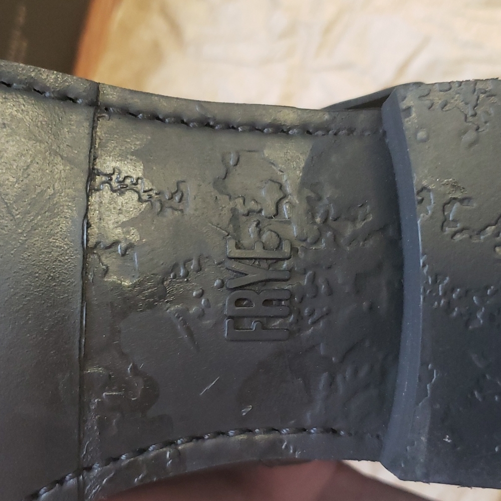 NWOT Frye Veronica Short Boots in Black - Picture 17 of 17